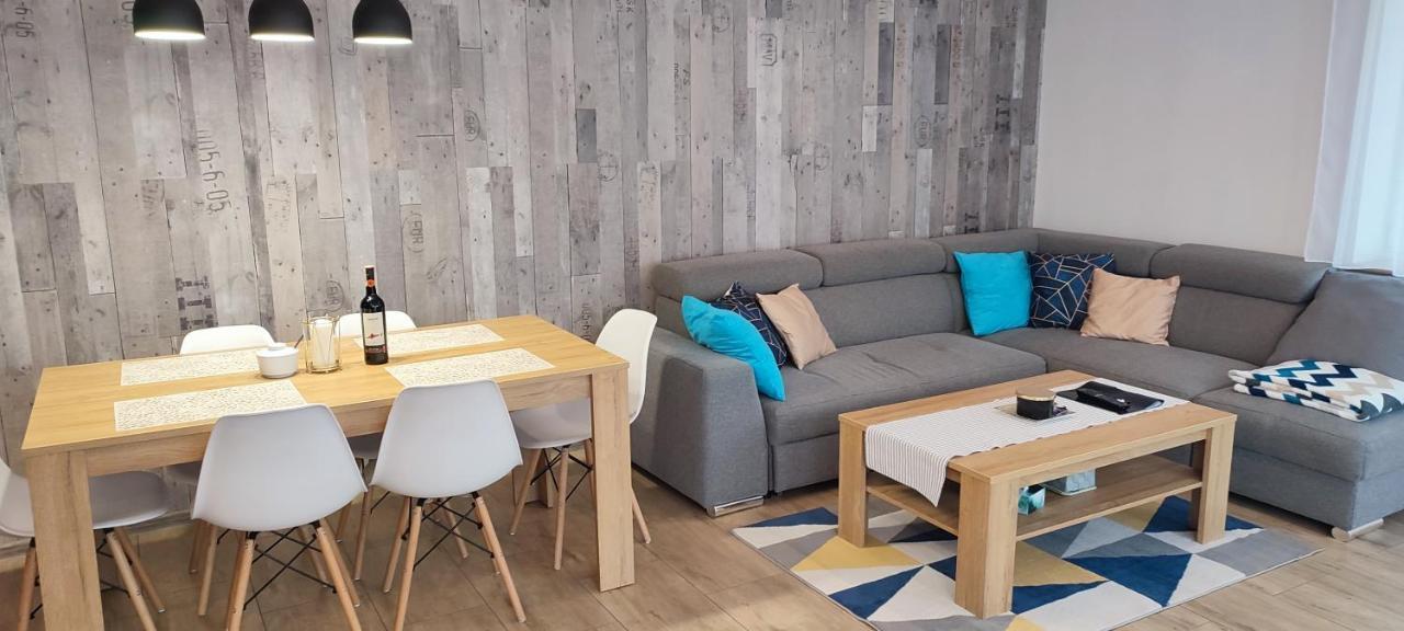 Apartament Kaola Еленя-Гура Экстерьер фото